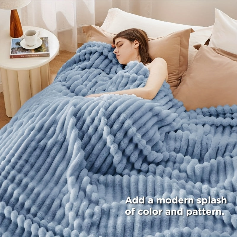 Luxurious ultra-soft blanket, solid color, warm and comfortable. This baby blanket is suitable for sofas, beds, offices and nurseries, and is an ideal gift for all seasons.