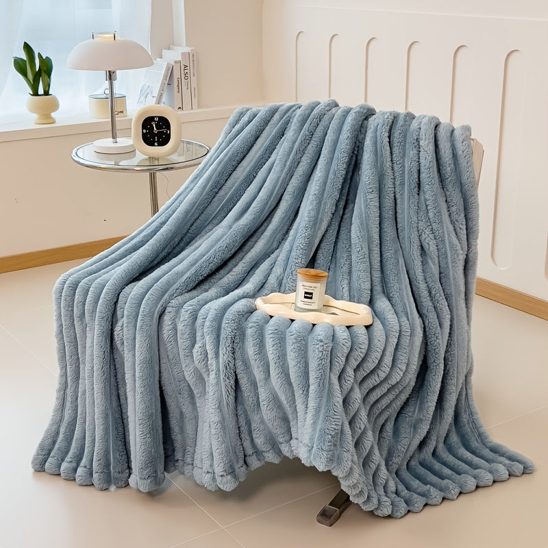 Luxurious ultra-soft blanket, solid color, warm and comfortable. This baby blanket is suitable for sofas, beds, offices and nurseries, and is an ideal gift for all seasons.