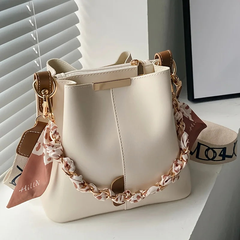 La Chaîne Ribbon Chain Bucket Bag