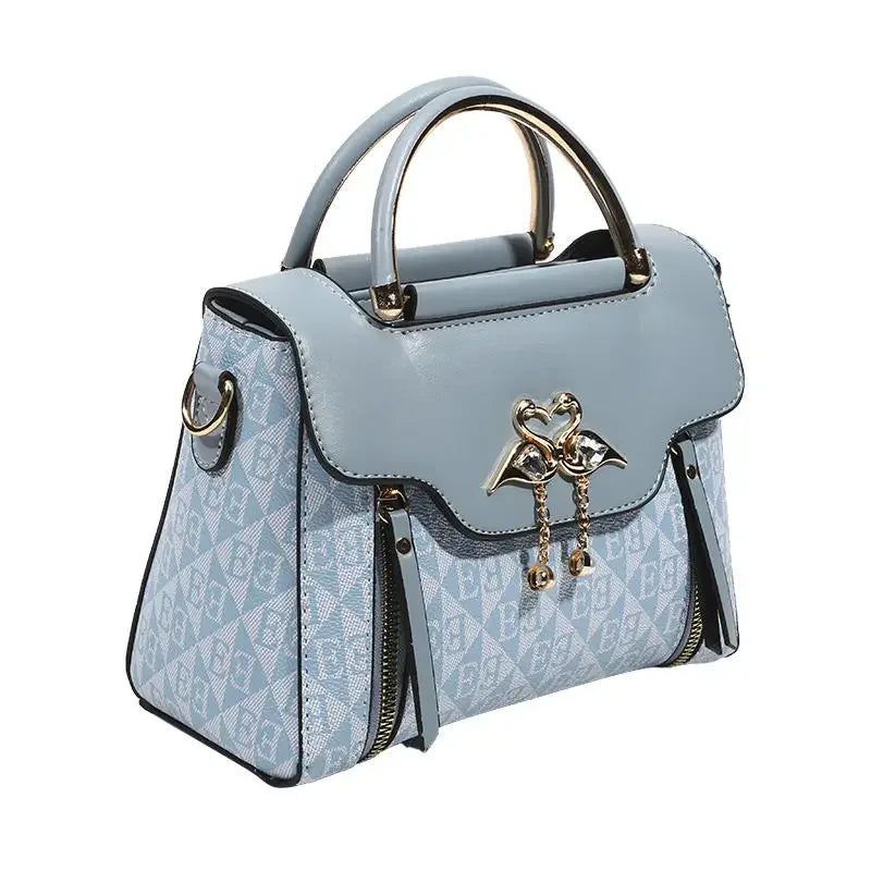 The Élara Crossbody