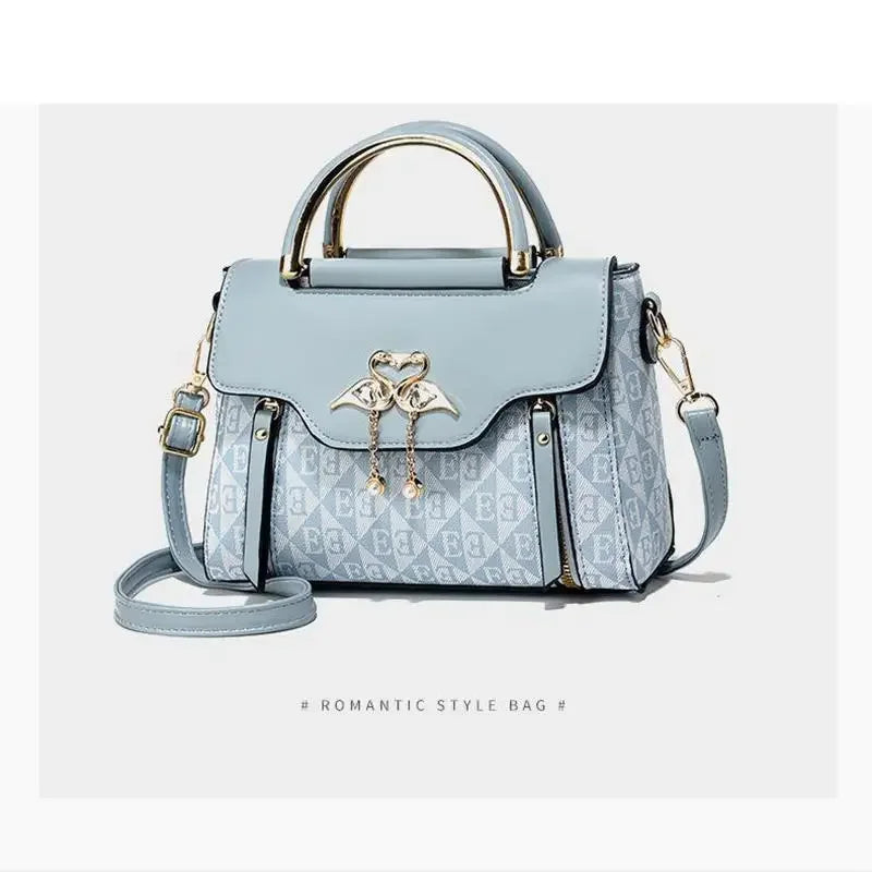 The Élara Crossbody