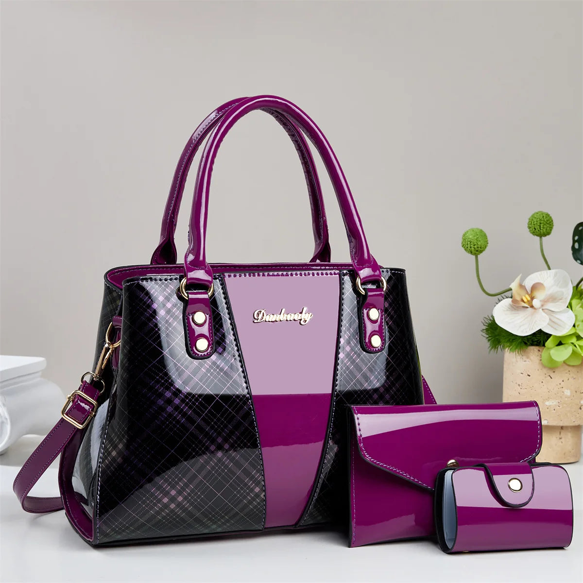 Saint Élise Darbooly Limited Edition