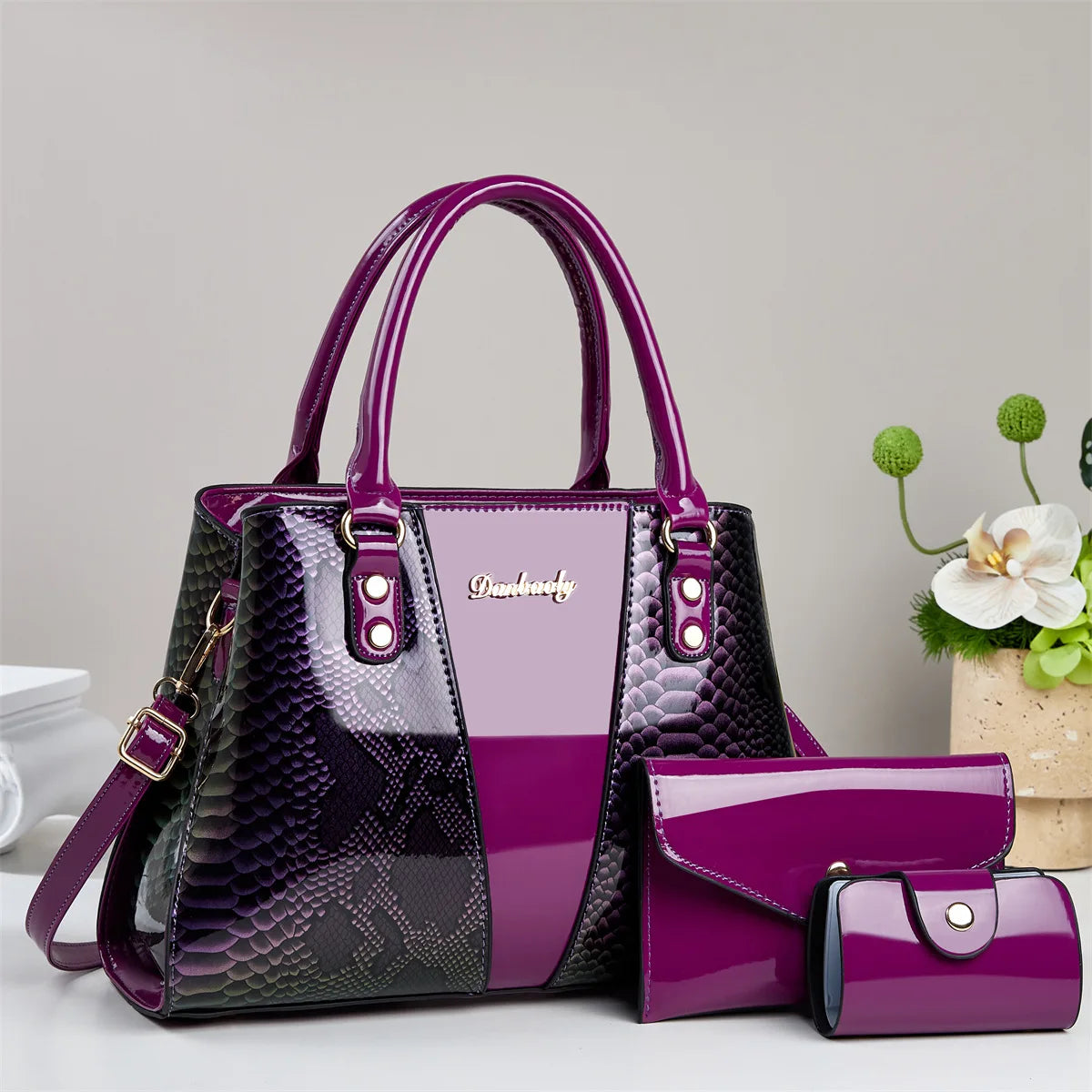 Saint Élise Darbooly Limited Edition