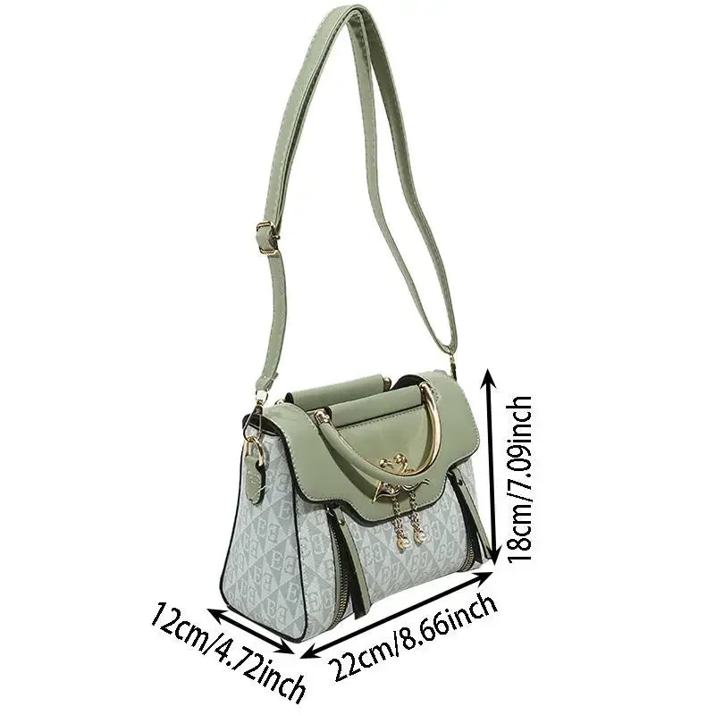 The Élara Crossbody