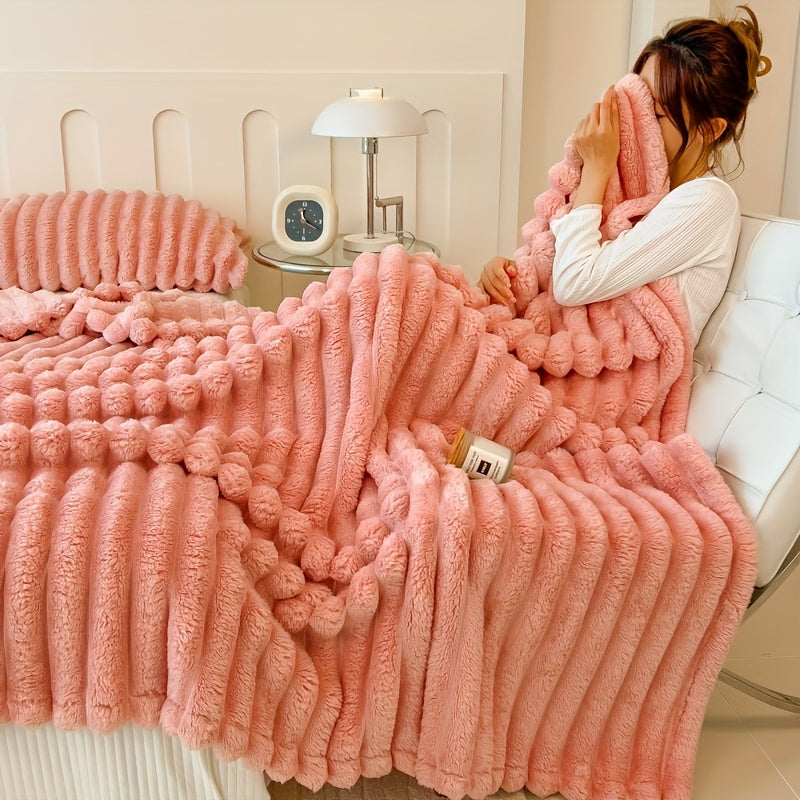 Luxurious ultra-soft blanket, solid color, warm and comfortable. This baby blanket is suitable for sofas, beds, offices and nurseries, and is an ideal gift for all seasons.