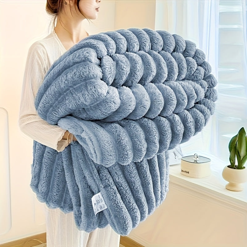 Luxurious ultra-soft blanket, solid color, warm and comfortable. This baby blanket is suitable for sofas, beds, offices and nurseries, and is an ideal gift for all seasons.