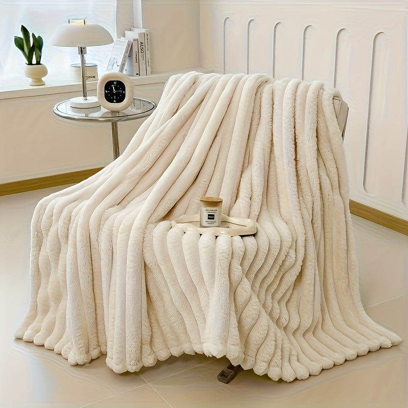 Luxurious ultra-soft blanket, solid color, warm and comfortable. This baby blanket is suitable for sofas, beds, offices and nurseries, and is an ideal gift for all seasons.