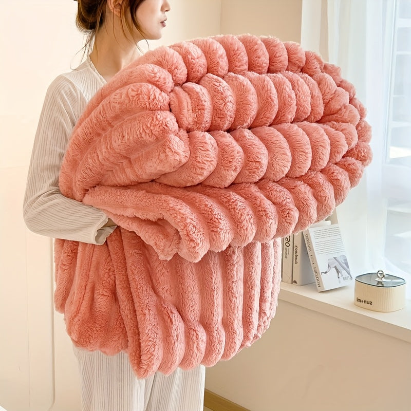 Luxurious ultra-soft blanket, solid color, warm and comfortable. This baby blanket is suitable for sofas, beds, offices and nurseries, and is an ideal gift for all seasons.